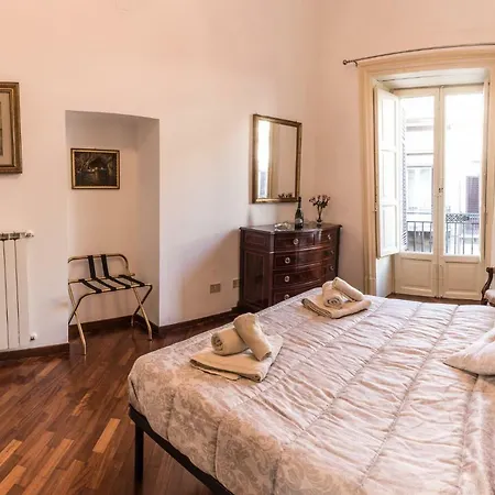 Palazzo Pace Al Cassaro Apartment *
